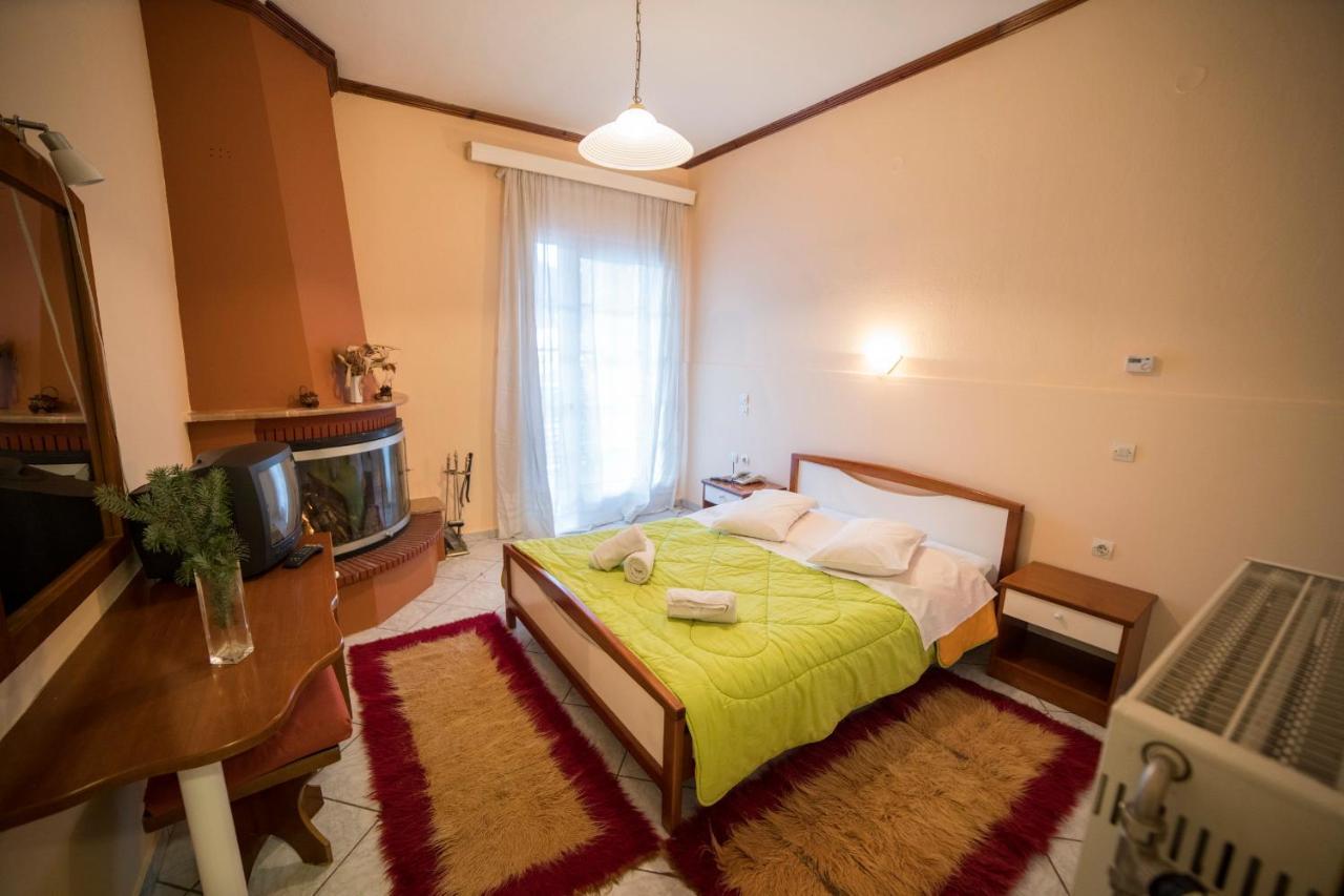 Ξενοδοχειο Παπαναγιωτου Hotel Neraidochori Luaran gambar