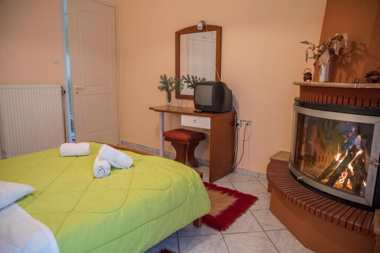 Ξενοδοχειο Παπαναγιωτου Hotel Neraidochori Luaran gambar