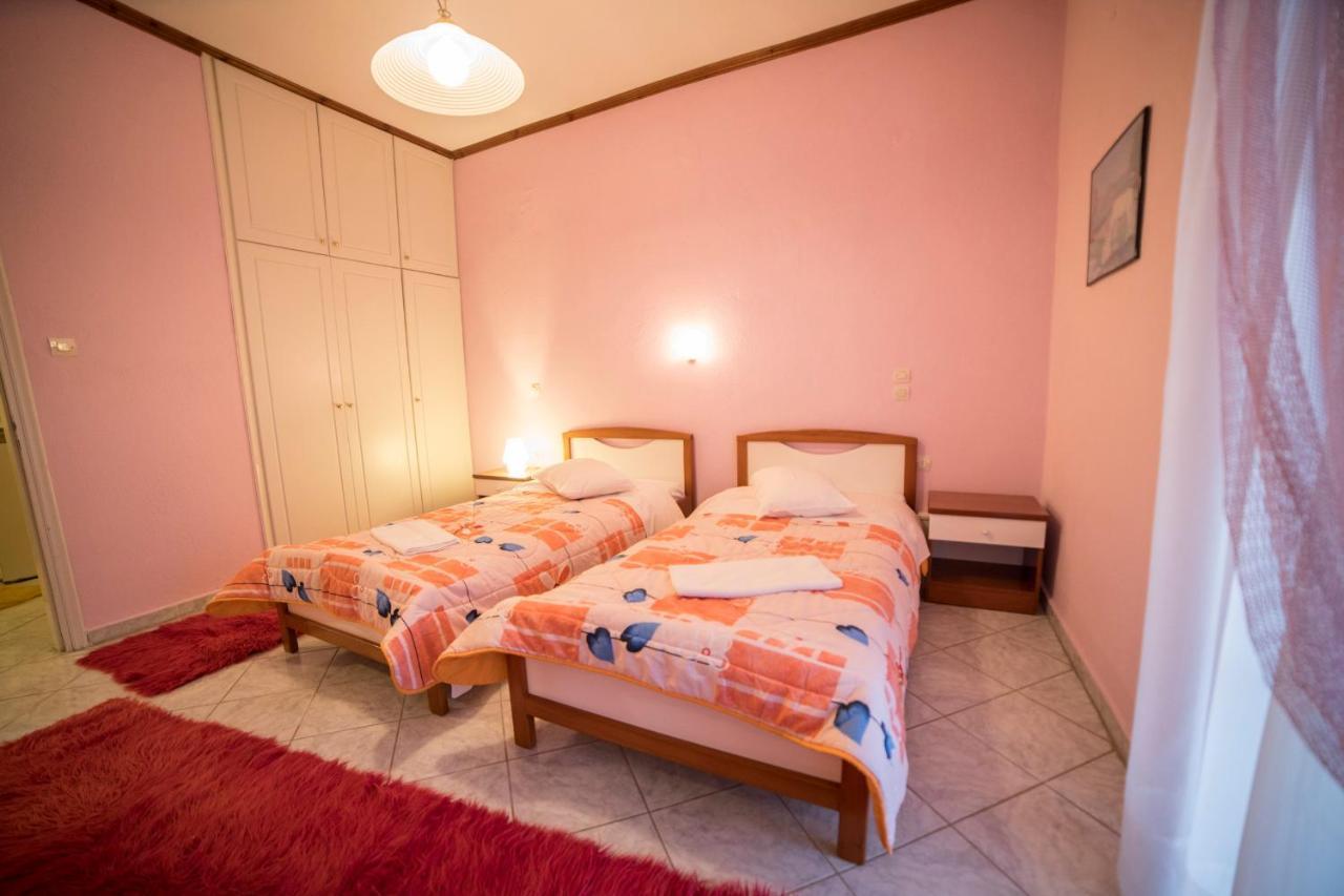 Ξενοδοχειο Παπαναγιωτου Hotel Neraidochori Luaran gambar