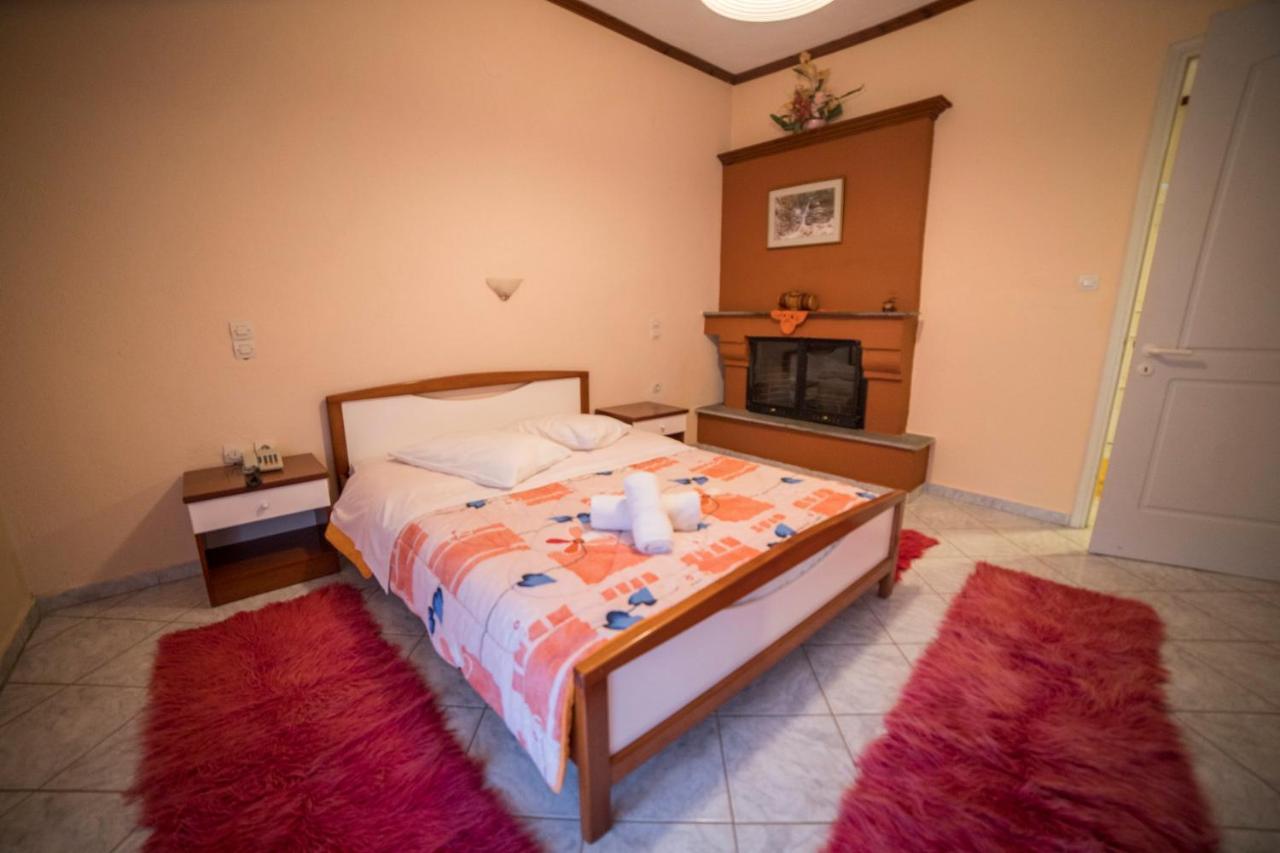 Ξενοδοχειο Παπαναγιωτου Hotel Neraidochori Luaran gambar