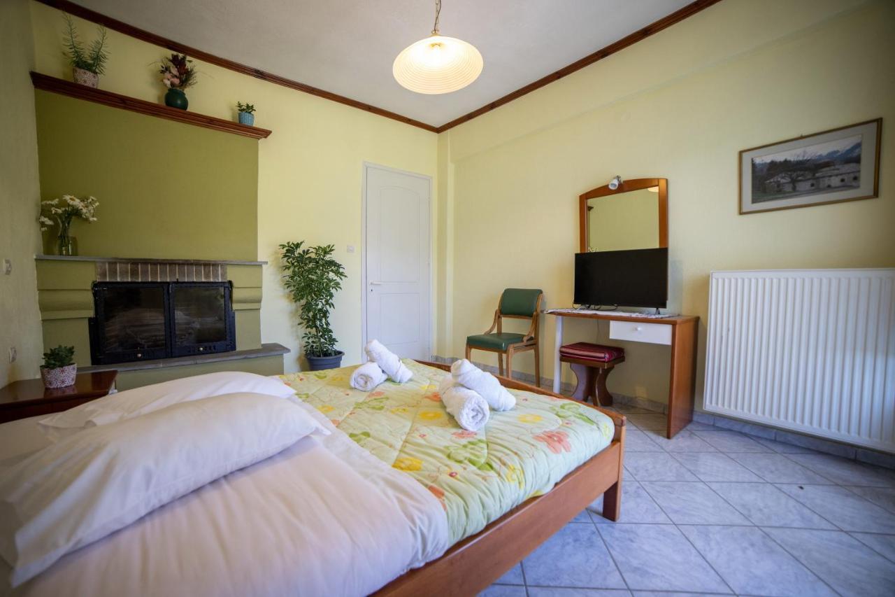 Ξενοδοχειο Παπαναγιωτου Hotel Neraidochori Luaran gambar