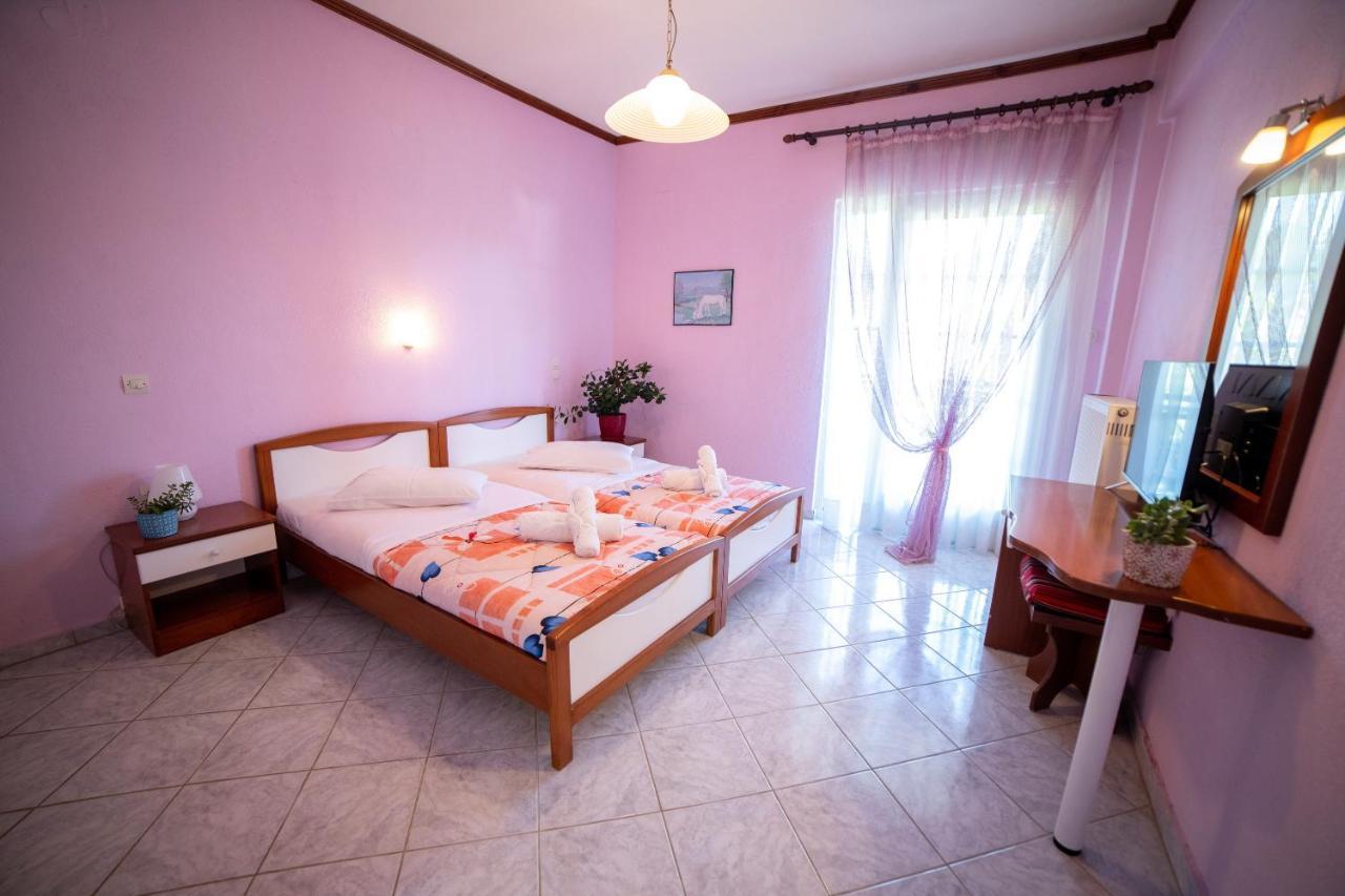Ξενοδοχειο Παπαναγιωτου Hotel Neraidochori Luaran gambar