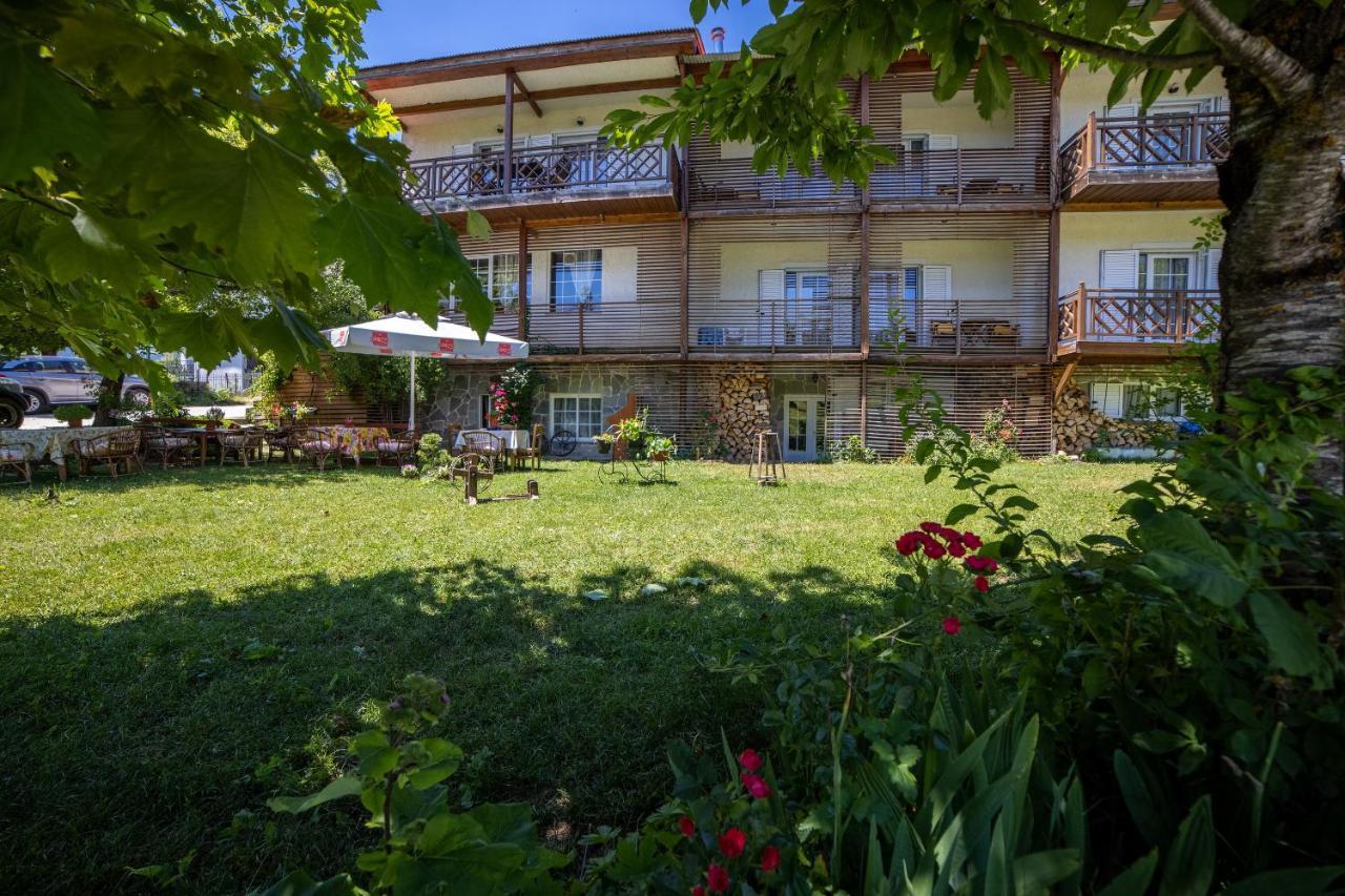 Ξενοδοχειο Παπαναγιωτου Hotel Neraidochori Luaran gambar