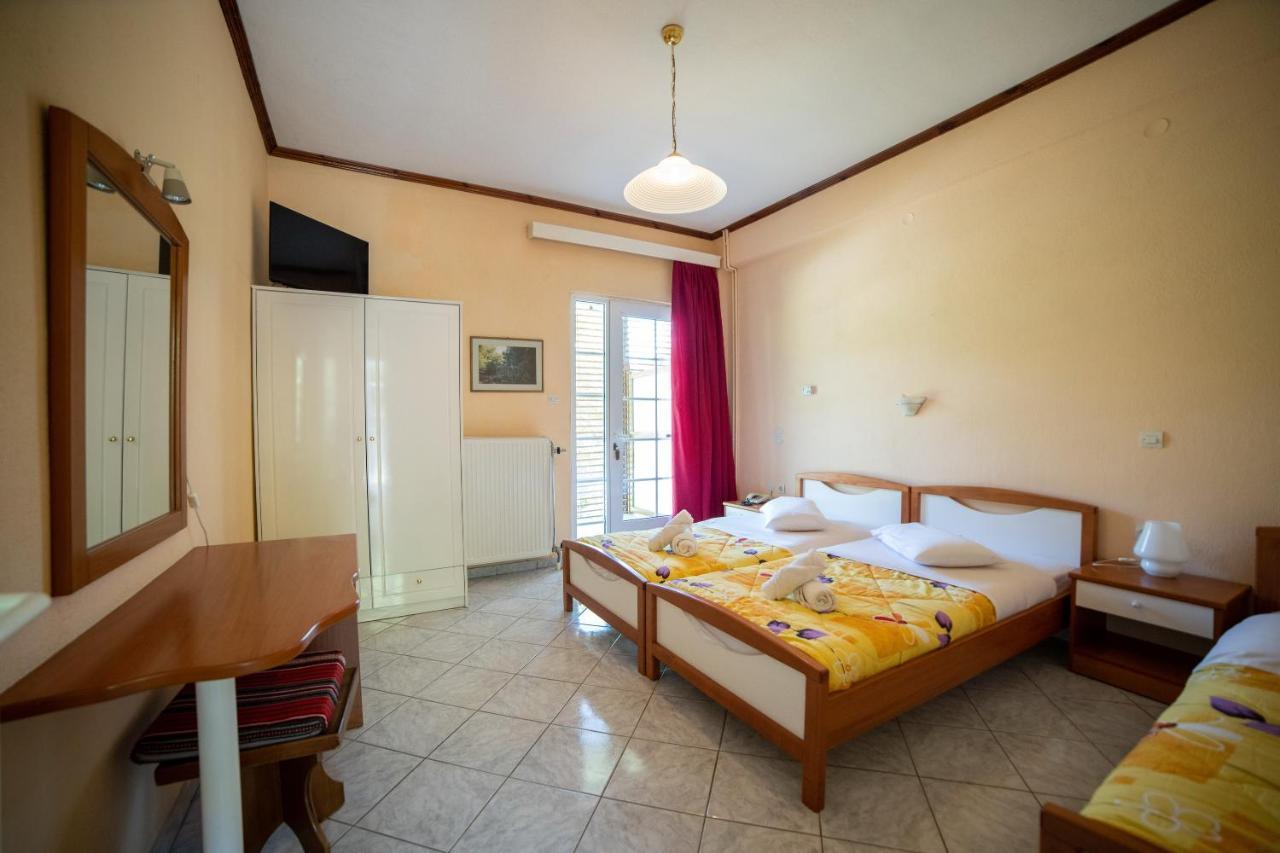 Ξενοδοχειο Παπαναγιωτου Hotel Neraidochori Luaran gambar